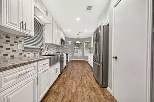 8607 Greenleaf Lake Dr, Houston, TX 77095 - Photo 9