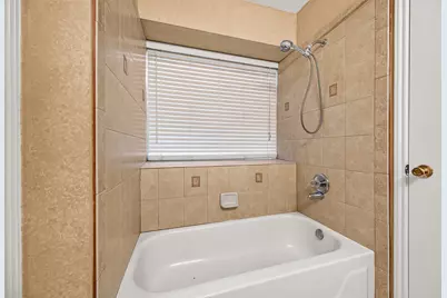 8607 Greenleaf Lake Drive, Houston, TX 77095 - Photo 27