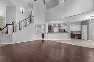 3231 Chapel Creek Way, Missouri City, TX 77459 - Photo 7