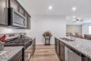 15007 Ashton Mdws Dr, New Caney, TX 77357 - Photo 7