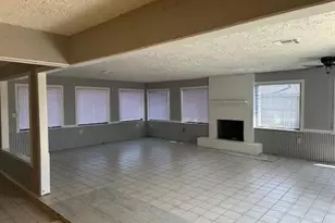 7839 Vernwood St, Houston, TX 77040 - Photo 3