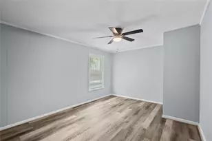 2324 Cedar Dr, La Marque, TX 77568 - Photo 5