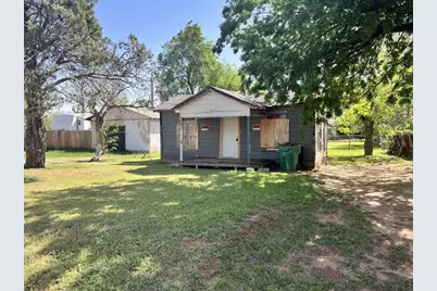 2517 Bowie Street, Vernon, TX 76384 - Photo 1