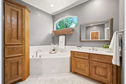 15217 Paradise Point Drive, Willis, TX 77318 - Photo 23