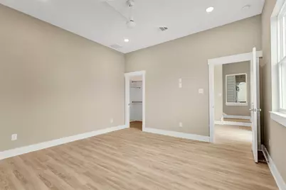 28 Cmdr Runco Lane, Taylor Lake Village, TX 77586 - Photo 17