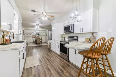 404 S 14th Street, West Columbia, TX 77486 - Photo 19