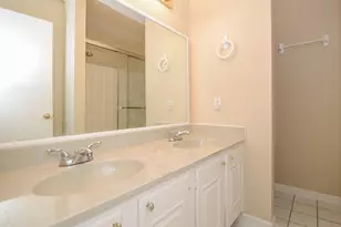 1641 W Sam Houston Pkwy S, Houston, TX 77042 - Photo 35