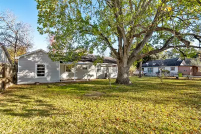 1330 Leaman Avenue, Rosenberg, TX 77471 - Photo 19