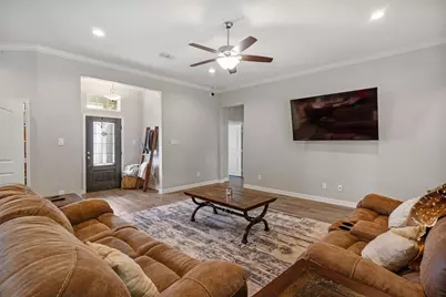 12118 Enclave Court, Santa Fe, TX 77510 - Photo 7