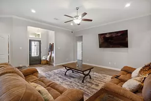 12118 Enclave Ct, Santa Fe, TX 77510 - Photo 7