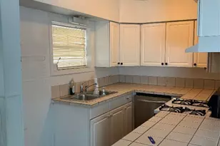 5902 Irvington, Houston, TX 77009 - Photo 13