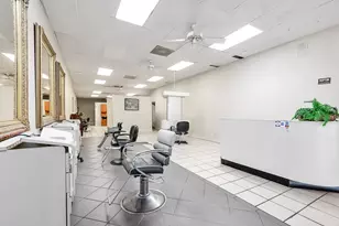 101 E Monseratte St, El Campo, TX 77437 - Photo 13