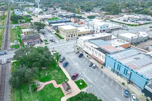 101 E Monseratte St, El Campo, TX 77437 - Photo 37