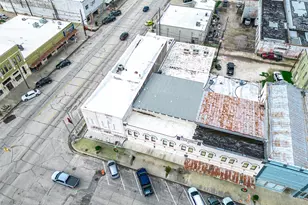 101 E Monseratte St, El Campo, TX 77437 - Photo 31