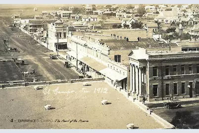 101 E Monseratte Street, El Campo, TX 77437 - Photo 41