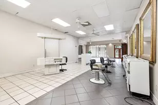 101 E Monseratte St, El Campo, TX 77437 - Photo 15