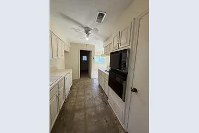 2830 Shadowdale Drive, Houston, TX 77043 - Photo 13