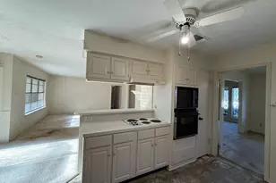 2830 Shadowdale Dr, Houston, TX 77043 - Photo 11