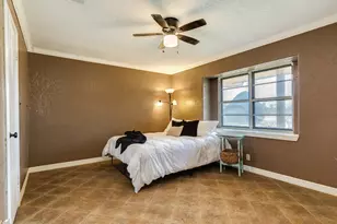 1112 W Mulberry St, Angleton, TX 77515 - Photo 15