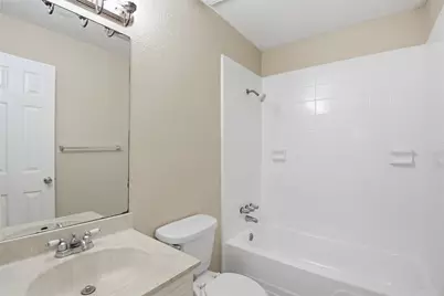 6122 S Greenpark Drive, Houston, TX 77072 - Photo 15