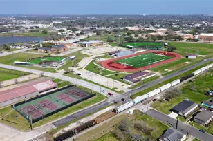 604 Carnegie St, Baytown, TX 77520 - Photo 23