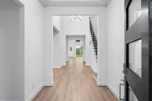 26915 Longwood Ledge Dr, Spring, TX 77389 - Photo 5