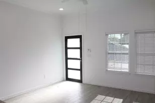 3714 Easy St, Houston, TX 77026 - Photo 3