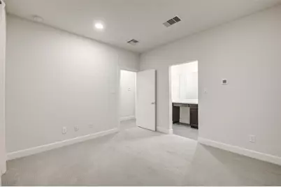 339 Eado Park Circle, Houston, TX 77020 - Photo 13