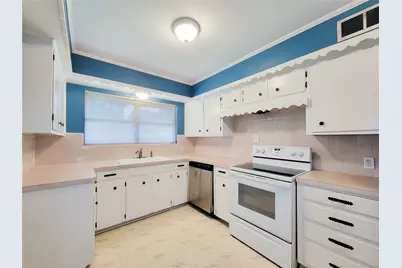 5442 Kinglet Street, Houston, TX 77096 - Photo 5