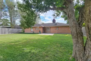 5442 Kinglet St, Houston, TX 77096 - Photo 21