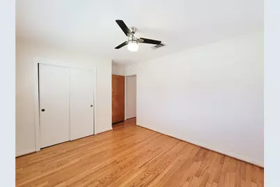 5442 Kinglet Street, Houston, TX 77096 - Photo 15