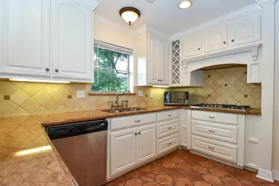 18603 Point Lookout Drive, Houston, TX 77058 - Photo 7