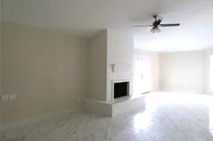 11619 Bowlan Ln, Houston, TX 77035 - Photo 11