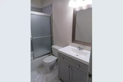 11619 Bowlan Lane, Houston, TX 77035 - Photo 19