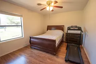 1803 Hickory Ln, Brenham, TX 77833 - Photo 19