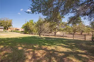 1803 Hickory Ln, Brenham, TX 77833 - Photo 23