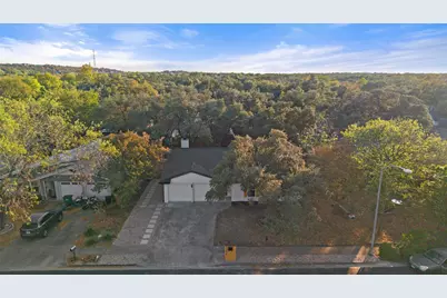 7729 Croftwood Drive, Austin, TX 78749 - Photo 3