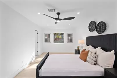 7729 Croftwood Drive, Austin, TX 78749 - Photo 17