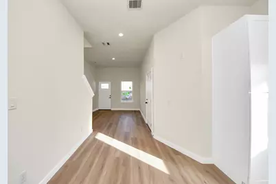 8025 Peachtree Street #A, Houston, TX 77016 - Photo 9