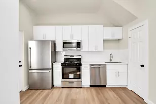 8025 Peachtree St, Houston, TX 77016 - Photo 11