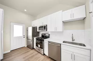 8025 Peachtree St, Houston, TX 77016 - Photo 13
