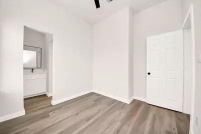8025 Peachtree Street #A, Houston, TX 77016 - Photo 25