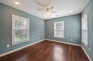 617 E 26th St, Houston, TX 77008 - Photo 7