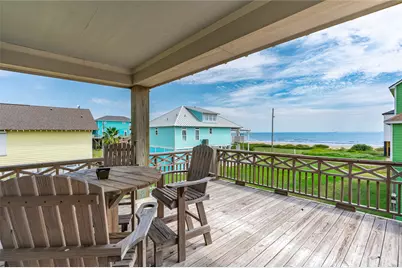 1326 Sunrise, Crystal Beach, TX 77650 - Photo 7