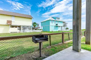 1326 Sunrise, Crystal Beach, TX 77650 - Photo 37