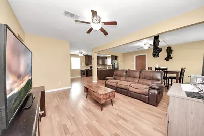 5423 Lillian Street, Baytown, TX 77521 - Photo 7