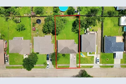 5423 Lillian Street, Baytown, TX 77521 - Photo 3