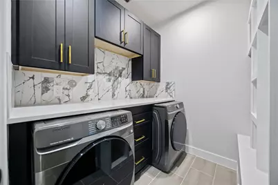 8310 Mariah Street #B, Houston, TX 77051 - Photo 31