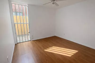 425 Hawthorne Street #07, Houston, TX 77006 - Photo 3