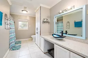 701 Alamo St, El Campo, TX 77437 - Photo 7